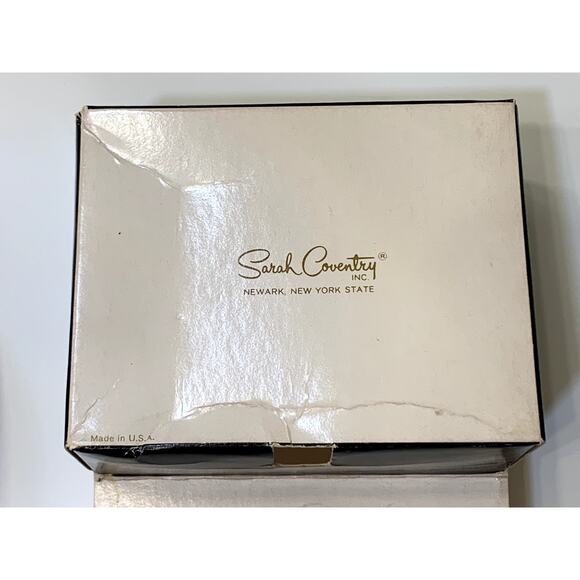 Gold Three Leaf Flower Brooch Pin Sarah Coventry Large 2669 Original Box - Picture 4 of 15